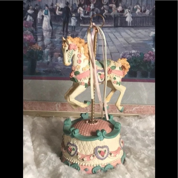 Rare Vintage Musical Victorian Moving Carousel Horse‼️FINAL SALE - Picture 4 of 6